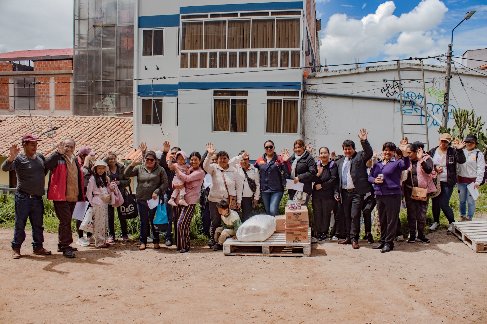 MUNICIPALIDAD DEL CUSCO GARANTIZA DOTACIÓN DE PRODUCTOS DEL PROGRAMA VASO DE LECHE PARA NIÑOS, NIÑAS, ADULTOS MAYORES Y PERSONAS CON DISCAPACIDAD