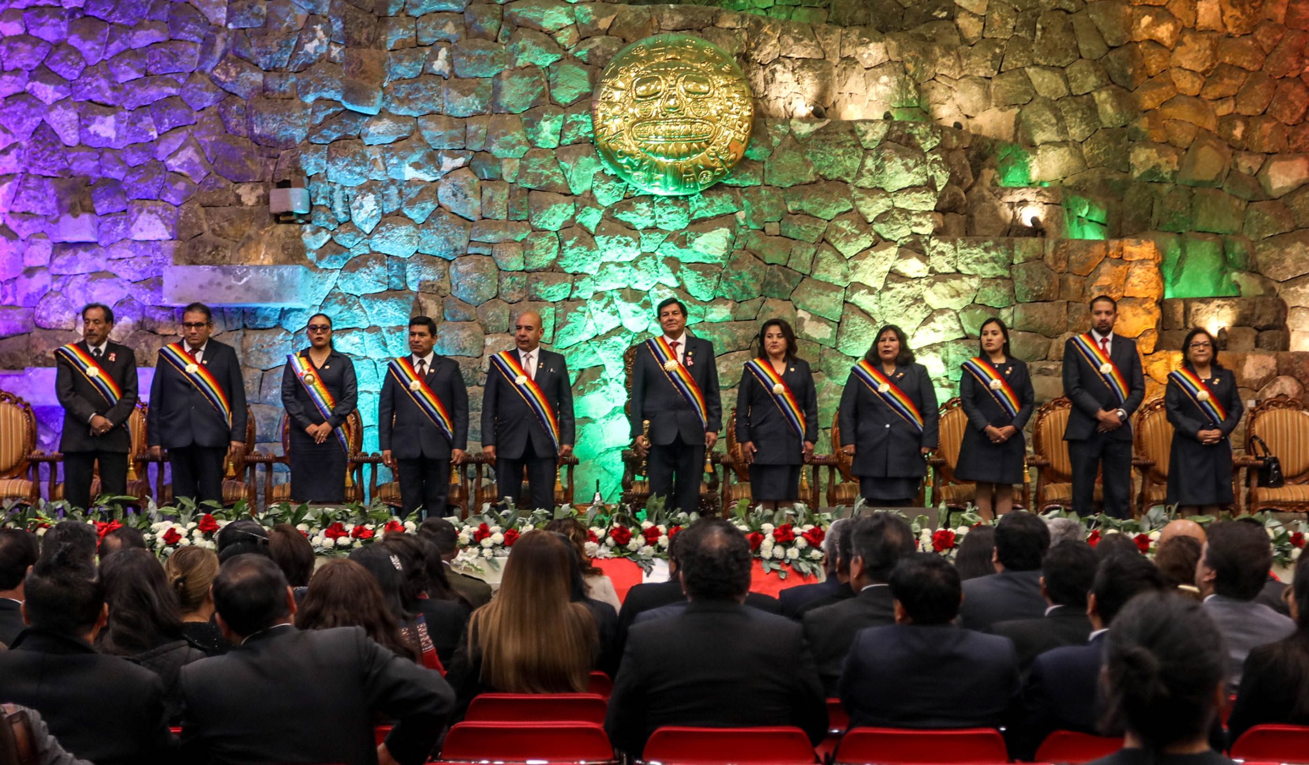 LA COMUNA PROVINCIAL CONMEMORÓ LA PROCLAMACIÓN DE LA INDEPENDECIA DEL PERÚ EN UNA EMOTIVA SESIÓN SOLEMNE