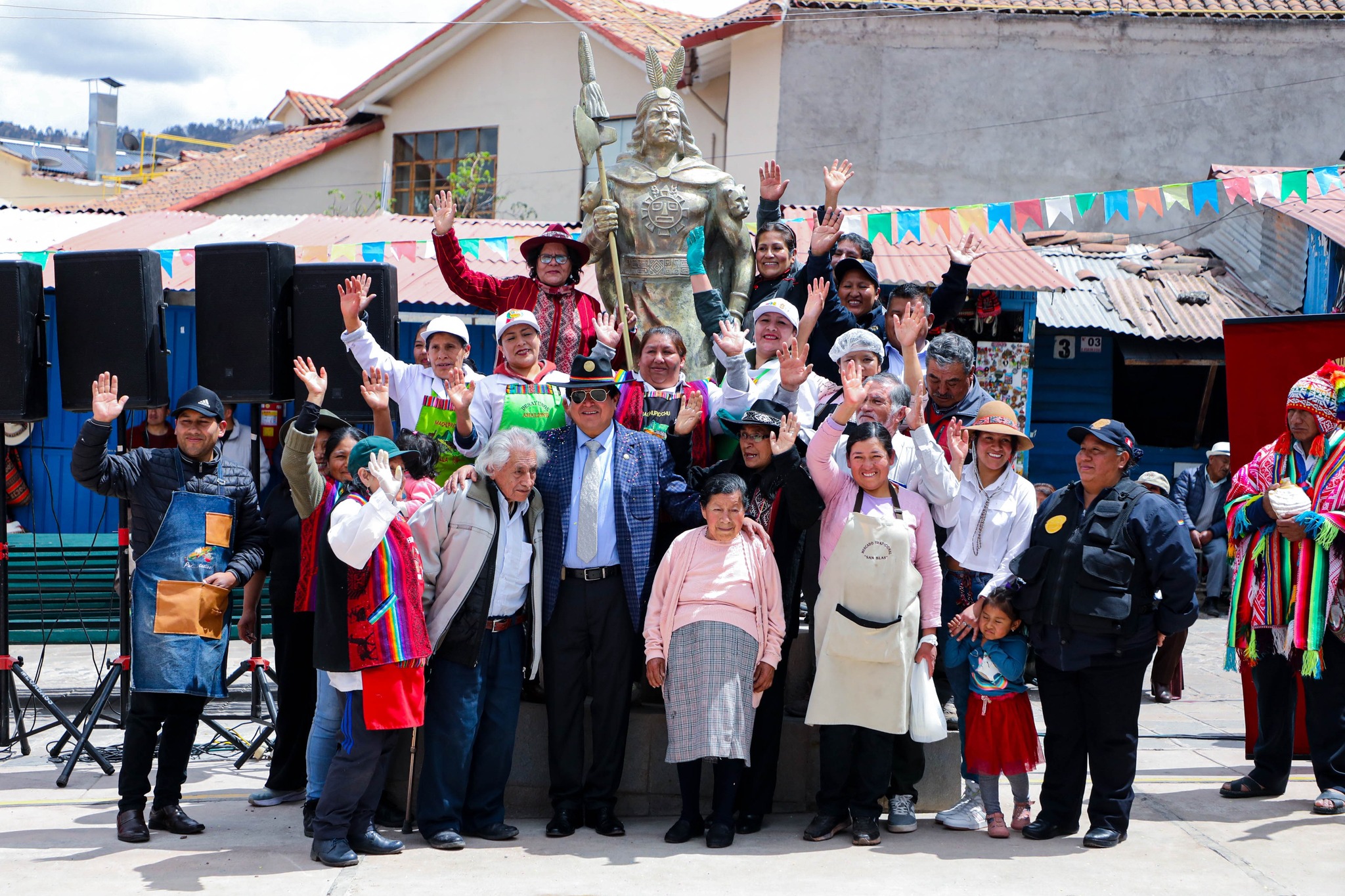 MUNICIPALIDAD DEL CUSCO PONE EN VALOR EL MERCADO TRADICIONAL DE SAN BLAS Y ABRE ESPACIOS PARA MADRES PRODUCTORAS DE LA CUENCA DEL QUESERMAYO