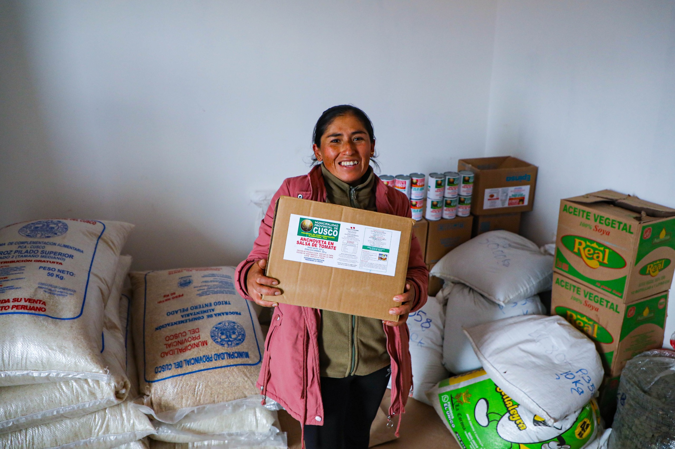 MUNICIPALIDAD DEL CUSCO ENTREGÓ ALIMENTOS DE PRIMERA NECESIDAD VALORIZADOS EN 333 MIL SOLES