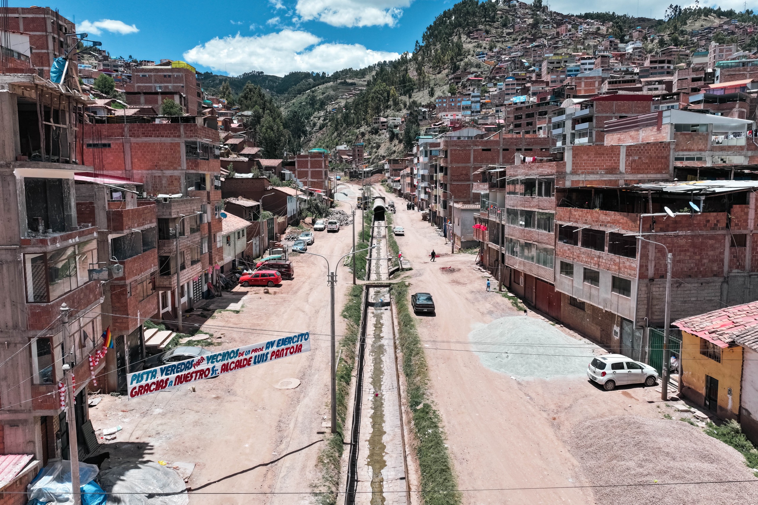 DESPUÉS DE 60 AÑOS, LA PROLONGACIÓN AV. EJÉRCITO TENDRÁ PISTAS Y VEREDAS MODERNAS