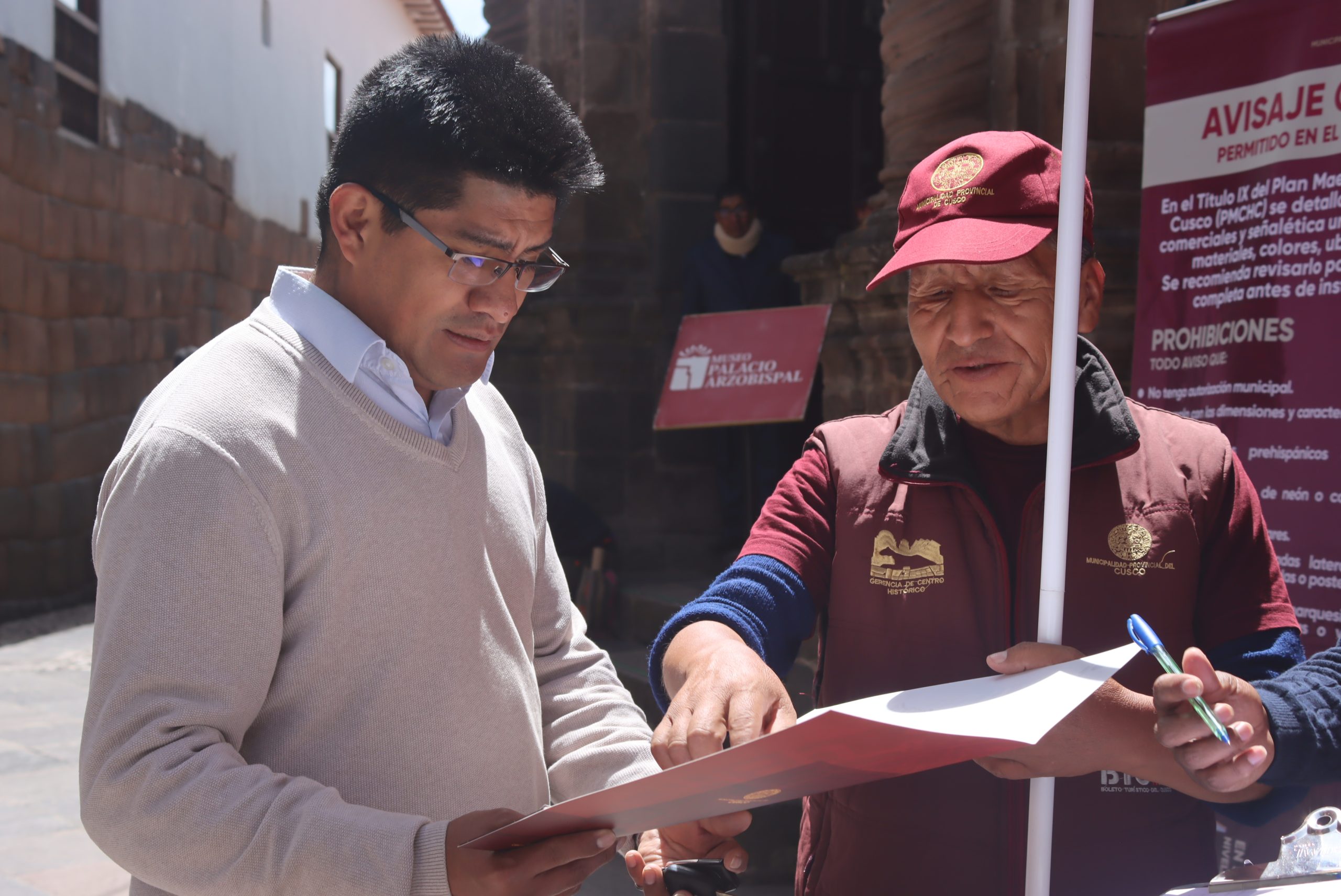 MUNICIPALIDAD DEL CUSCO PROMUEVE ORDEN DEL AVISAJE COMERCIAL CON FERIAS ITINERANTES EN EL CENTRO HISTÓRICO