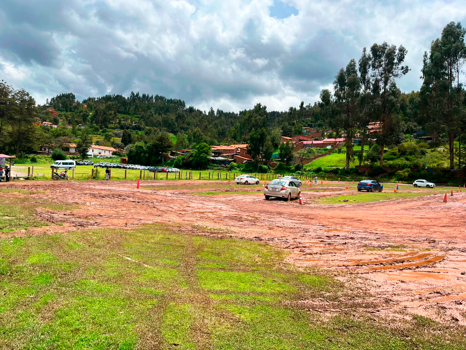MUNICIPALIDAD DEL CUSCO IMPONE EL PRINCIPIO DE AUTORIDAD: CLAUSURÓ DOS ESCUELAS DE MANEJO ILEGALES EN SACSAYHUAMÁN